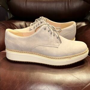 Clark’s Teadale Rhea Nubuck Leather Oxford Shoes